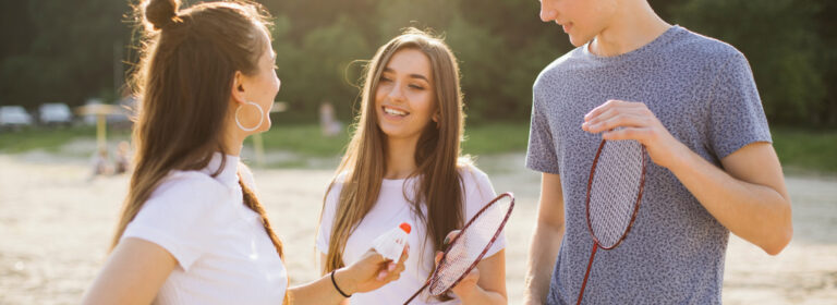 Fly like a shuttle, hit like a pro